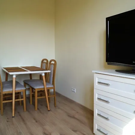 J@j Rynek Exclusive, 2 1-5 People , Netflix * Breslavia